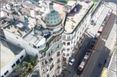  ?? FADEL SENNA/AFP ?? A picture taken on February 15, 2016, shows the rooftops of old buldings in central Casablanca where poor locals have built shanty homes.