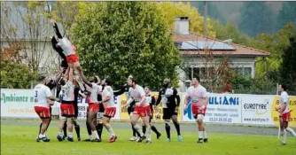  ??  ?? Une passion “le rugby” et de nombreux champions passés par Lannemezan