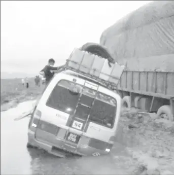  ??  ?? Drivers plying the Georgetown to Lethem route (Route 94) continue to complain about the deplorable condition of the Linden to Lethem road.