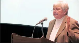  ?? Arkansas Democrat-Gazette/DAVE HUGHES ?? Historian Peggy Lloyd talked about two Hempstead County pioneers, Polly Vaughn and Dolly Pennington, in her lecture Saturday at the University of Arkansas at Fort Smith. Their lives were remarkable, she said.