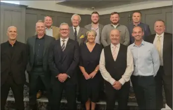  ?? ?? DINNER GUESTS: Two former Barnsley FC players attended the annual sportsman’s dinner at Stainborou­gh Cricket Club. John Hendrie was the guest speaker and former teammate Adie Moses the special guest. Comedian Mick Martin also did a set. They are all pictured alongside master of ceremonies Dave Cooper and auctioneer Peter Raw.