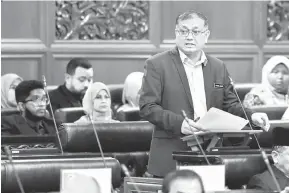  ?? — Gambar Bernama ?? SIDANG DEWAN NEGARA: Dr Shamsul Anuar Nasarah ketika Sidang Dewan Negara di Bangunan Parlimen, Kuala Lumpur semalam.