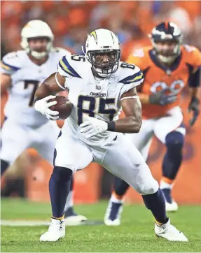  ?? MARK J. REBILAS/USA TODAY SPORTS ?? Tight end Antonio Gates’ Chargers recovered from a 0-4 start to get back in the middle of the AFC West playoff race.