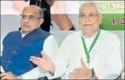  ?? AP DUBE/HT ?? Bihar CM Nitish Kumar with senior JD(U) leader KC Tyagi at the party’s national executive meeting in Patna on Saturday.