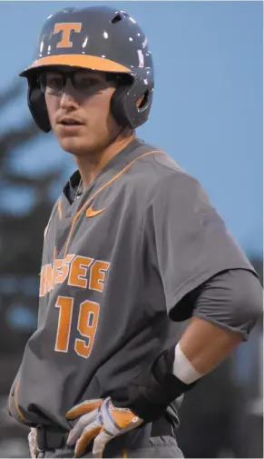  ?? (Photo by Jason Cleveland, SDN) ?? Tennessee and former Starkville High School player Max Bartlett stands at first base during Friday night’s game against Mississipp­i State.