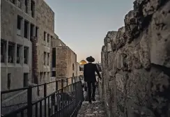  ?? LAETITIA VANCON FOR THE NEW YORK TIMES ?? By many measures, Israel is doing just fine after 75 years. The Dome of the Rock in Jerusalem.