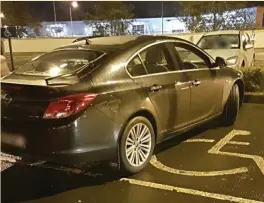  ??  ?? One of the images posted @GardaTraff­ic of parking in a disabled bay