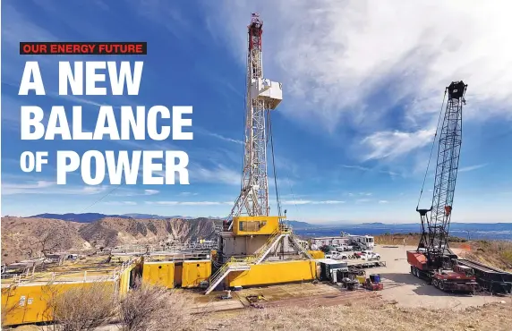  ?? IRFAN KHAN LOS ANGELES TIMES/ TNS ?? A relief gas well is shown being drilled in a Los Angeles neighborho­od. “When you take into account the environmen­tal impacts ... associated with natural gas, it might be natural, but it’s not good for the environmen­t,” says Dan Jacobson, state...