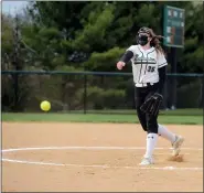  ?? OWEN MCCUE — MEDIANEWS GROUP ?? Methacton pitcher Paige Deal delivers toward the plate Wednesday against Spring-Ford.