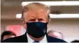  ?? FOTO: AFP ?? Bild mit Seltenheit­swert bisher: Donald Trump mit Maske.