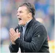  ?? FOTO: DPA ?? Wird sein Flehen erhört? Gladbachs Trainer Dieter Hecking.