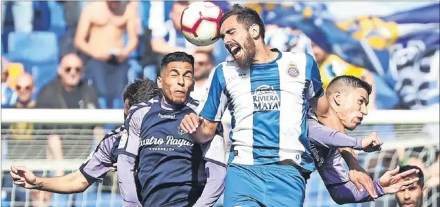  ??  ?? PESADILLA. Borja Iglesias es uno de los jugadores que más acierto tiene ante el Real Valladolid. Le ha marcado siete goles en cuatro partidos entre Primera y Segunda.