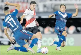  ?? FOTOBAIRES ?? Vélez-River. Uno de los duelos entre argentinos. Mañana en Liniers.