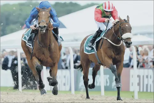  ??  ?? Brian Ellison’s Seamour, right, who finished second in the 2016 Northumber­land Plate, will race over hurdles at Wetherby’s season-opening meeting today.