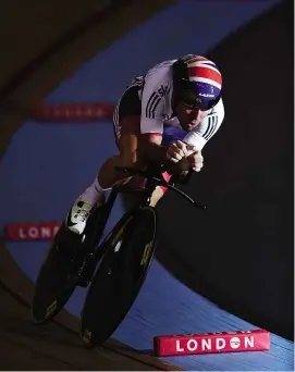  ??  ?? Above: The World Championsh­ips in London earlier this year saw GB top the medal table – but can they repeat the feat at the upcoming Olympics?
Right: Mark Cavendish gets his head down during the individual pursuit in the omnium – an event that will...