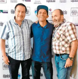  ??  ?? Carlos Carsolio, Carlos García y Juanito Oiarzabal