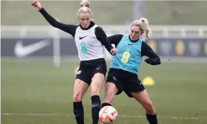  ?? Naomi Baker/The FA/Getty Images ?? Laura Coombs (right) battles with Leah Williamson during an England training session at St George's Park on Tuesday. Photograph: