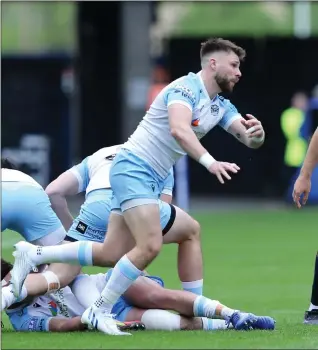  ?? ?? Glasgow’s Ali Price off loads the ball in their defeat to Edinburgh