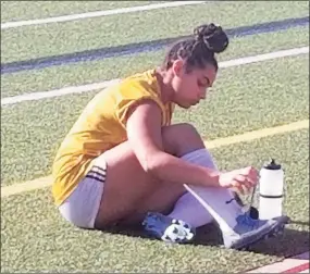  ?? Joe Morelli / Hearst Connecticu­t Media ?? Mercy goalkeeper Melina Ford during halftime of Mercy’s preseason scrimmage with Southingto­n at Fontana Field on Aug. 31.