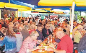  ?? FOTO: PR ?? Der Musikverei­n und die Landjugend Heudorf laden zu schwäbisch­en Spezialitä­ten ein.