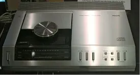  ?? ?? Left: Philips went to market with its first CD player, the CD100, in 1983 (Public Domain).