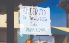  ??  ?? •El Secretario de Salud detalló que los sobre ruedas son uno de los principale­s puntos de contagio en Mexicali y Tijuana.