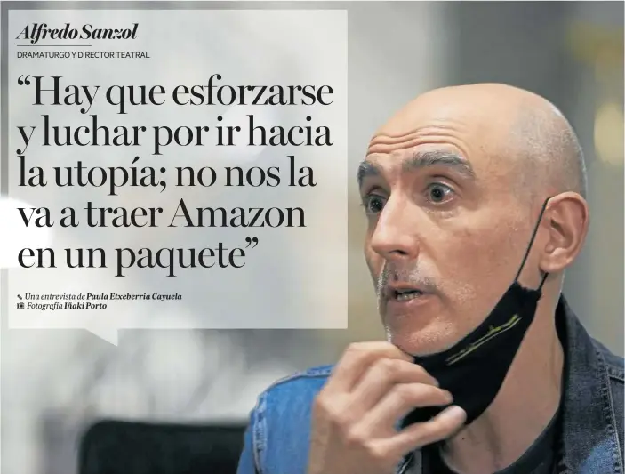  ??  ?? El dramaturgo y director teatral navarro Alfredo Sanzol, retratado ayer durante la entrevista realizada en el Teatro Gayarre.