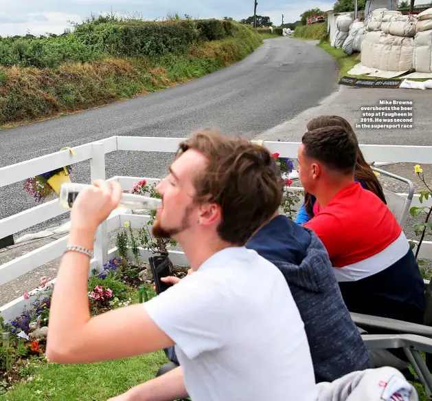  ?? ?? Mike Browne overshoots the beer stop at Faugheen in 2019. He was second in the supersport race