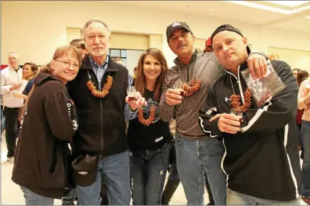  ?? LAUREN HALLIGAN — MEDIANEWS GROUP FILE ?? Eventgoers enjoy a previous Saratoga Beer Summit.