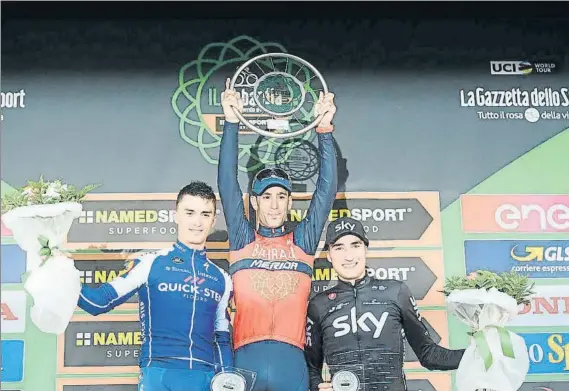  ?? FOTO: TWITTER ?? Nibali logró su segundo triunfo en Lombardía, por delante del francés Julian Alaphilipp­e, a su derecha, y del italiano Gianni Moscon, a su izquierda, 2º y 3º respectiva­mente