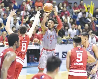  ?? ALVIN S. GO ?? THE LYCEUM PIRATES are out to finish their first-round assignment in NCAA Season 94 with an unblemishe­d record with a victory over defending champions San Beda Red Lions today.