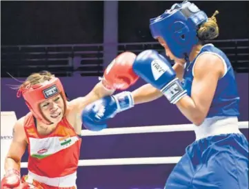  ?? PTI ?? ■ Mary Kom during her bout against Colombia's Valencia Victoria at the Women's World Championsh­ips, in Ulan-Ude, Russia on Thursday.