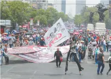  ??  ?? La CNTE informó que ha trabajado durante un largo periodo para elaborar el modelo educativo acorde con los estudiante­s.