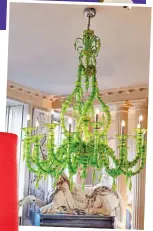  ??  ?? 16-light Murano glass chandelier by Venetian company Barovier & Toso — £7,000-£10,000