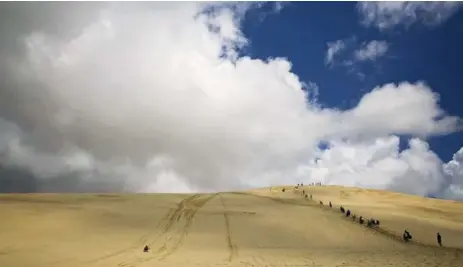  ?? LIZ BEDDALL PHOTOS ?? The Te Paki sand dunes are ever-changing and ever-astonishin­g. They were once a part of an island, separated from mainland New Zealand.