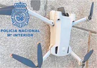  ?? // EFE ?? Un dron neutraliza­do por la Policía recienteme­nte en Palma