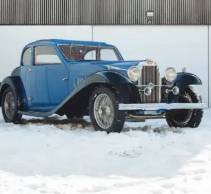  ??  ?? Prototipo. Este Bugatti Tipo 57 de 1933 fue el primero en recibir la afamada carrocería Ventoux diseñada por Jean Bugatti, hijo del patrón de la marca. Bonhams lo ha vendido por 385.250 €.