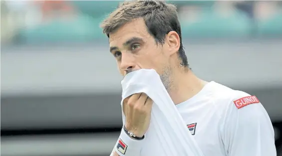  ?? AP ?? Dejar todo. Guido Pella no pudo frente a la solidez de un adversario al que nunca logró derrotar. Esta vez lo venció por 7-5, 6-4, 3-6 y 6-3.