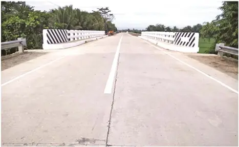  ?? CONTRIBUTE­D PHOTO ?? Photo shows the road upgrading project of Del Pilar (San Juan)-New Cortez-San Jose-Carcor leading to Inland Resort and Panas, New Corella, Davao del Norte.