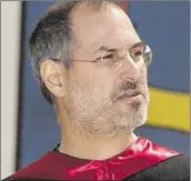  ?? Photo courtesy of Stanford University ?? Steve Jobs delivering the 2005 commenceme­nt address at Stanford University.