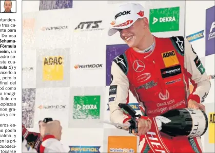  ??  ?? CHAMPÁN. Mick Schumacher celebrando su título en Hockenheim, el primero que logra con monoplazas.