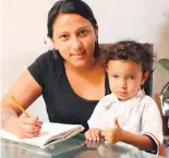  ?? CORTESÍA/INAEBA ?? Busca convertirs­e en un ejemplo para su hijo.