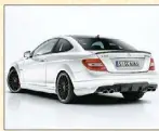  ?? PHOTO COURTOISIE MERCEDES-BENZ ?? √ La Mercedes-Benz C 63 AMG est une puissante routière qui se compare à une Audi RS5 et à une BMW M3.