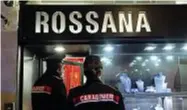  ?? ?? Rapina
La gioielleri­a Rossana in via X Giornata, due dei rapinatori arrestati ieri avevano udienza preliminar­e per un’altra vicenda