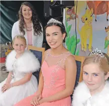  ??  ?? From left: Princess Charlie Prentice, queen Lauren Prentice and princess Jessica Wilkieson their bouquets from last year.