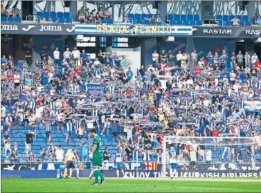  ??  ?? SIN ACUERDO. La Grada Canito, en el último encuentro jugado en el estadio del Espanyol.