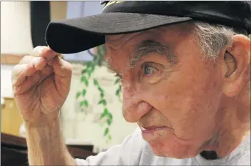  ?? Nikolas Samuels/The Signal ?? Army Veteran Bernie Katz salutes during the Santa Clarita Valley Senior Center Memorial Day Commemorat­ion Celebratio­n, which he organized, at the Senior Center in Newhall on Friday.