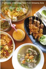  ??  ?? Traditiona­l Indonesian fare from Simpang Asia