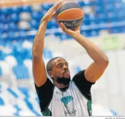  ?? JAVIER ALBIÑANA ?? Will Thomas, en su etapa con el Unicaja