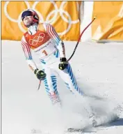  ?? Christophe Ena Associated Press By Nathan Fenno ?? LINDSEY VONN shows frustratio­n after completing her run in the super-G. She tied for sixth.